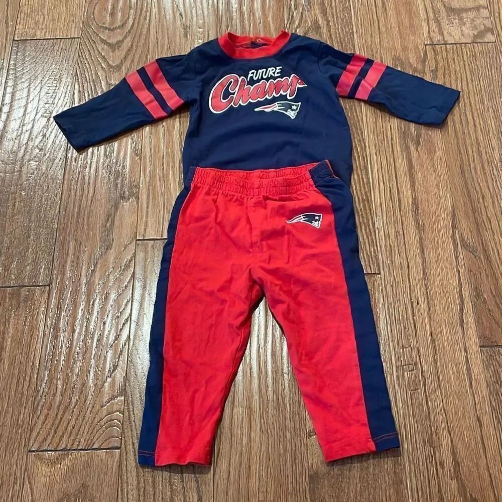 NFL Patriots “future champ” baby 6-9 outfit set